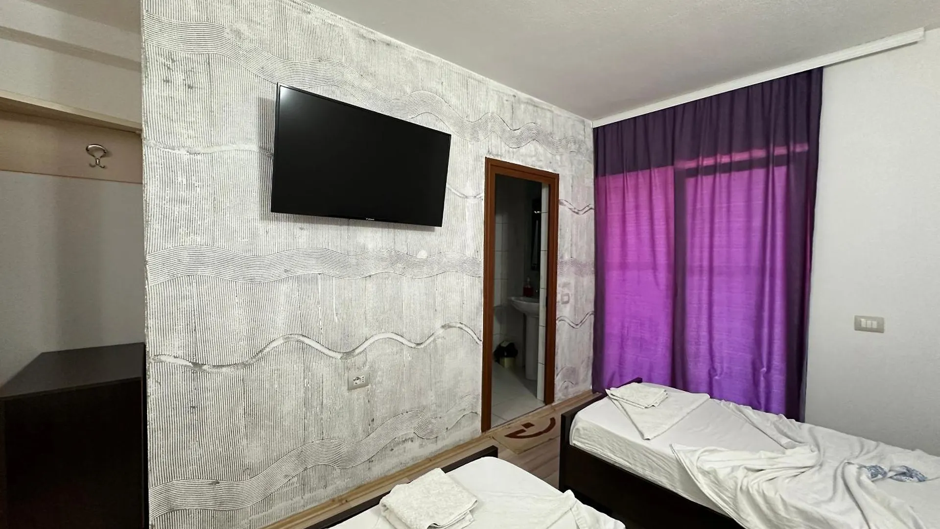 Hotel Bar Restaurant Real Bajram Curri